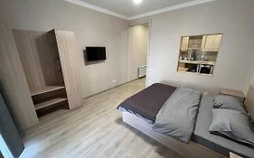 Fox Rooms 90